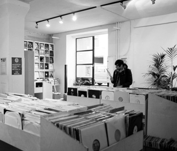 Rock Bottom Magazine - Monográfico: Vinilos clásicos y esenciales editados por Elemental